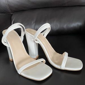 Size 6.5 white heel sandals with double strap